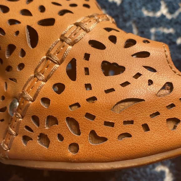 CR Collection Platform Cutout Mule Wedge Shoe Sz 6/6.5 - Picture 5 of 8